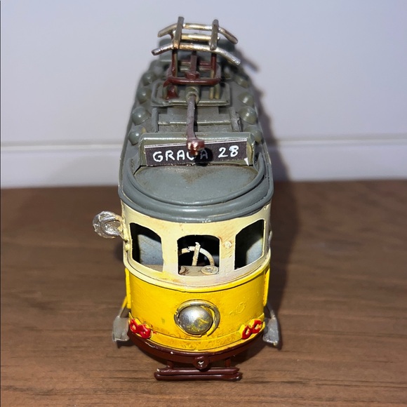 Charming Lisbon, Portugal Miniature Model Tram - Picture 3 of 11